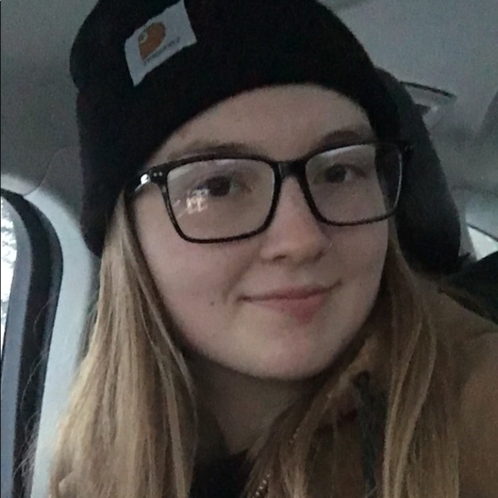 Meet your Posher, Paige